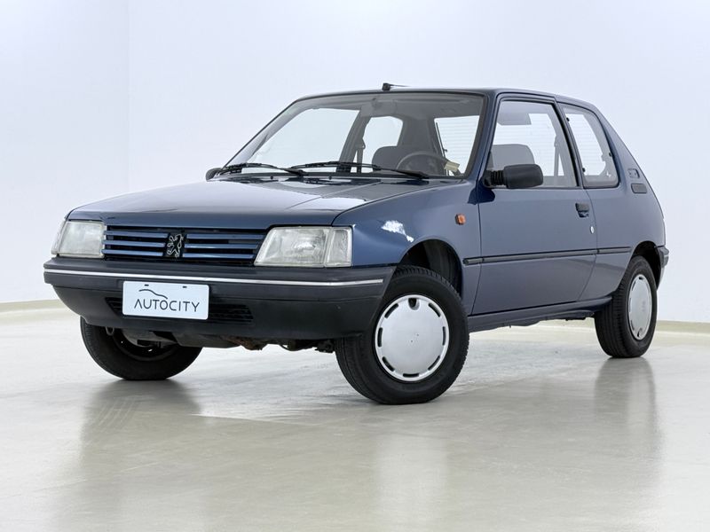 PEUGEOT 205