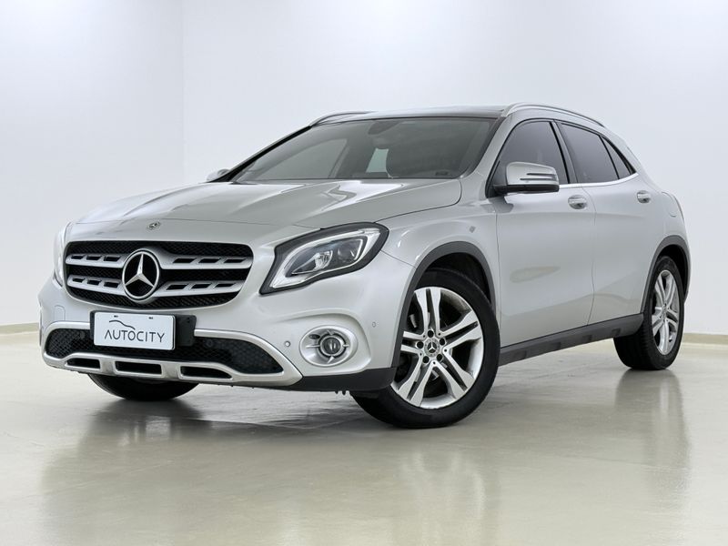 MERCEDES BENZ GLA